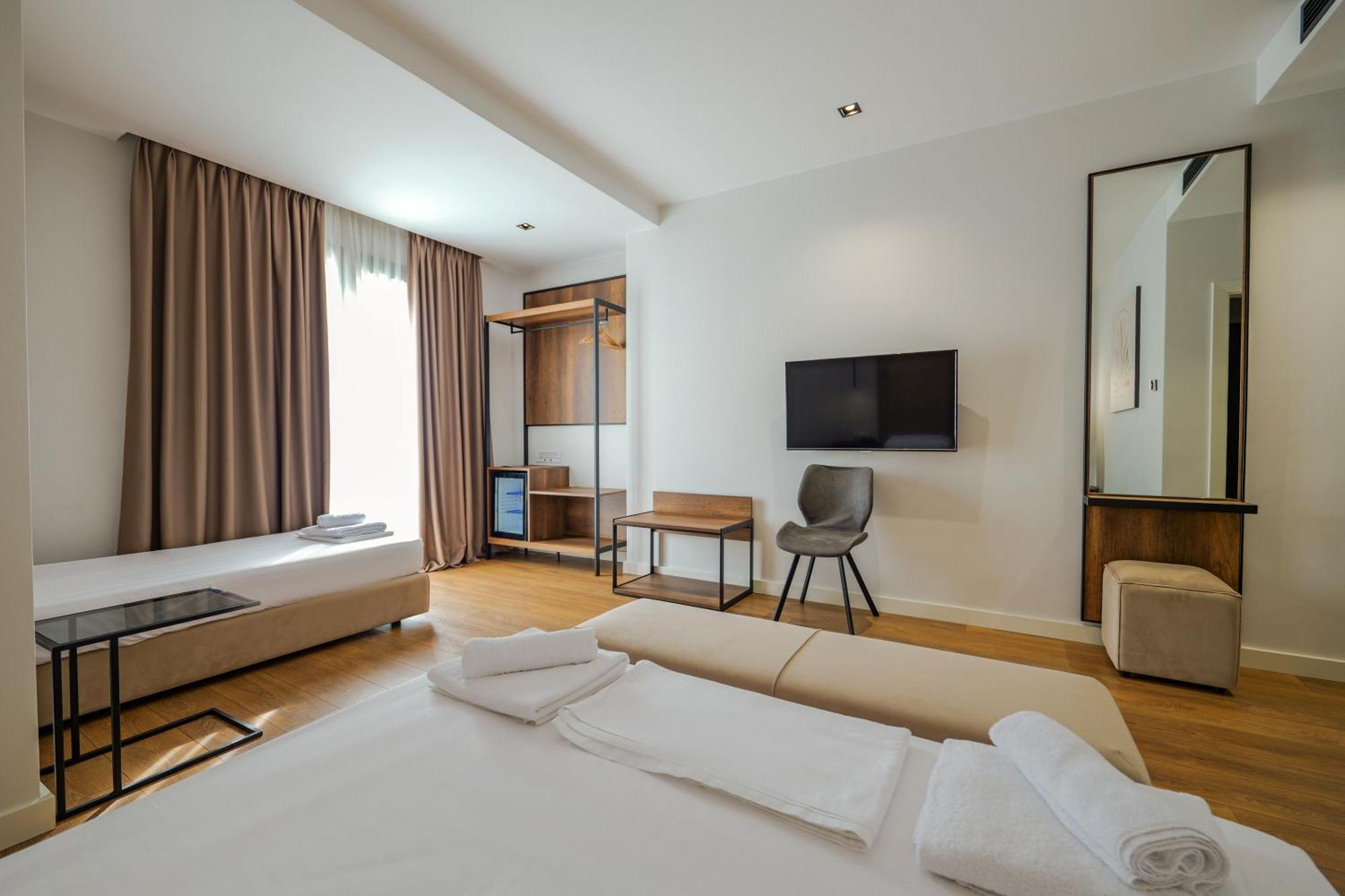 Hotel Central Vlorë Eksteriør billede