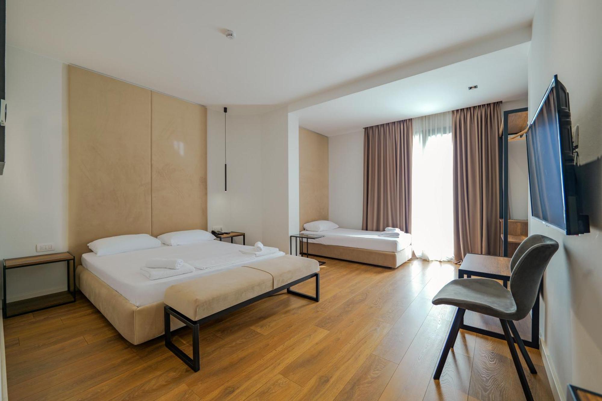 Hotel Central Vlorë Eksteriør billede