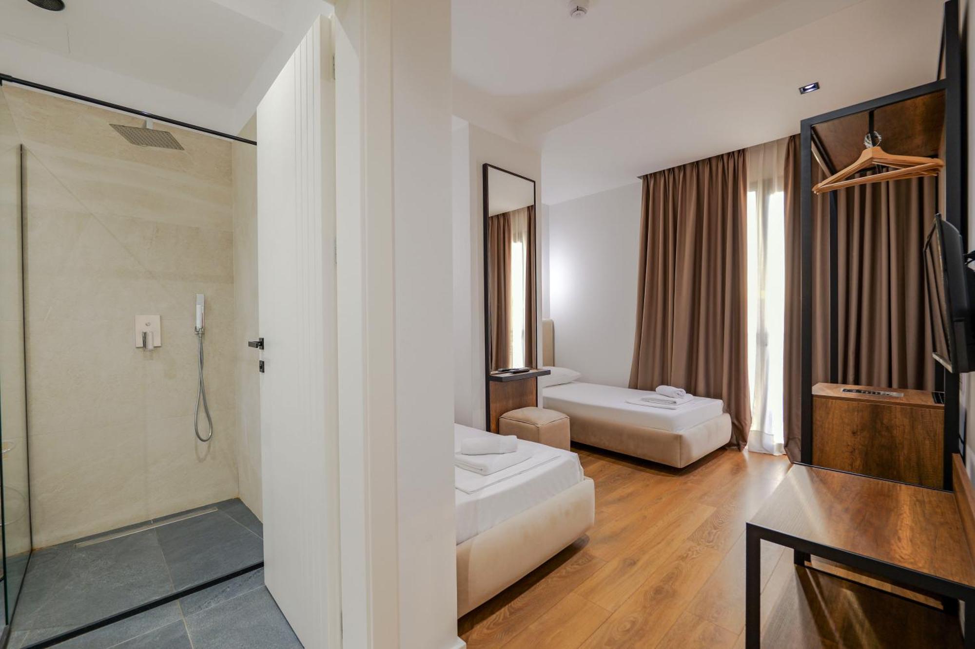 Hotel Central Vlorë Eksteriør billede