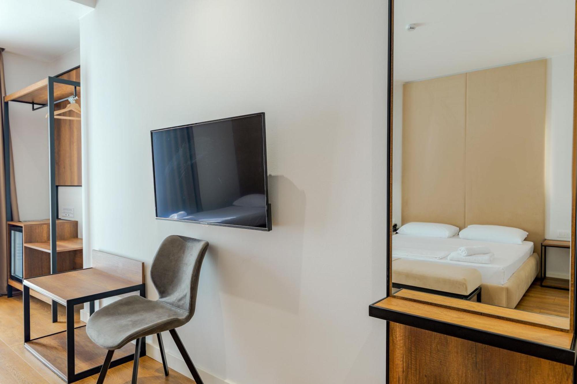 Hotel Central Vlorë Eksteriør billede