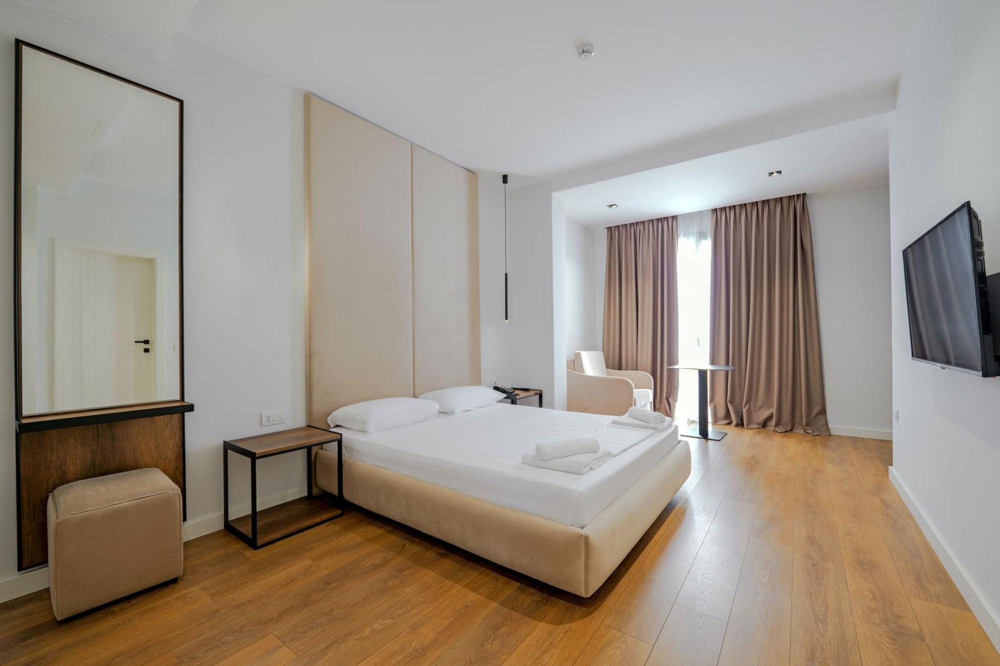 Hotel Central Vlorë Eksteriør billede