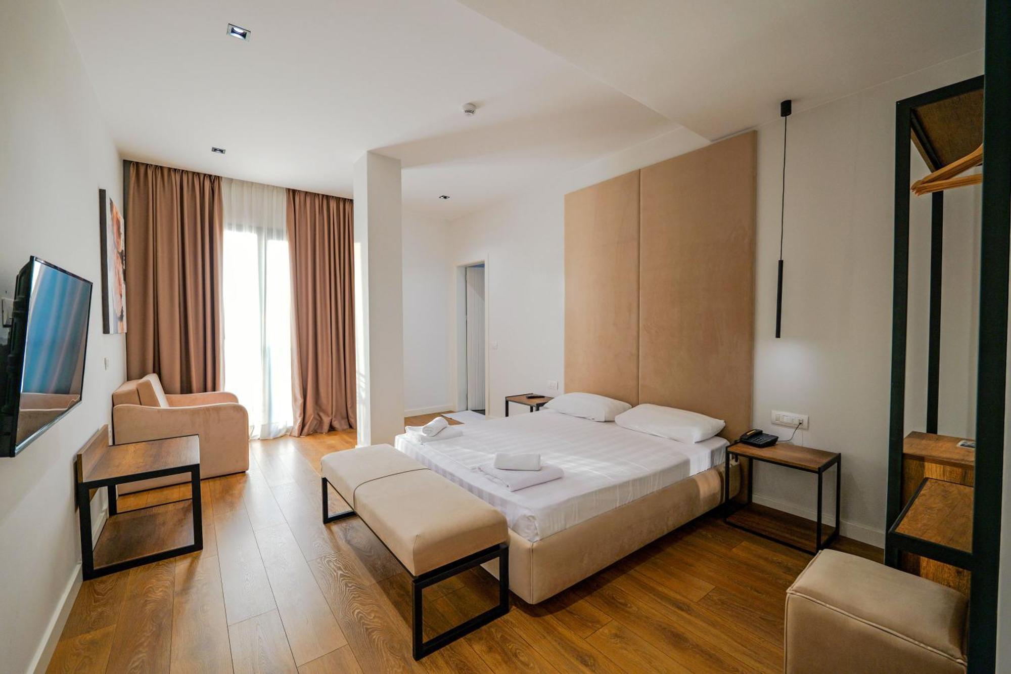Hotel Central Vlorë Eksteriør billede